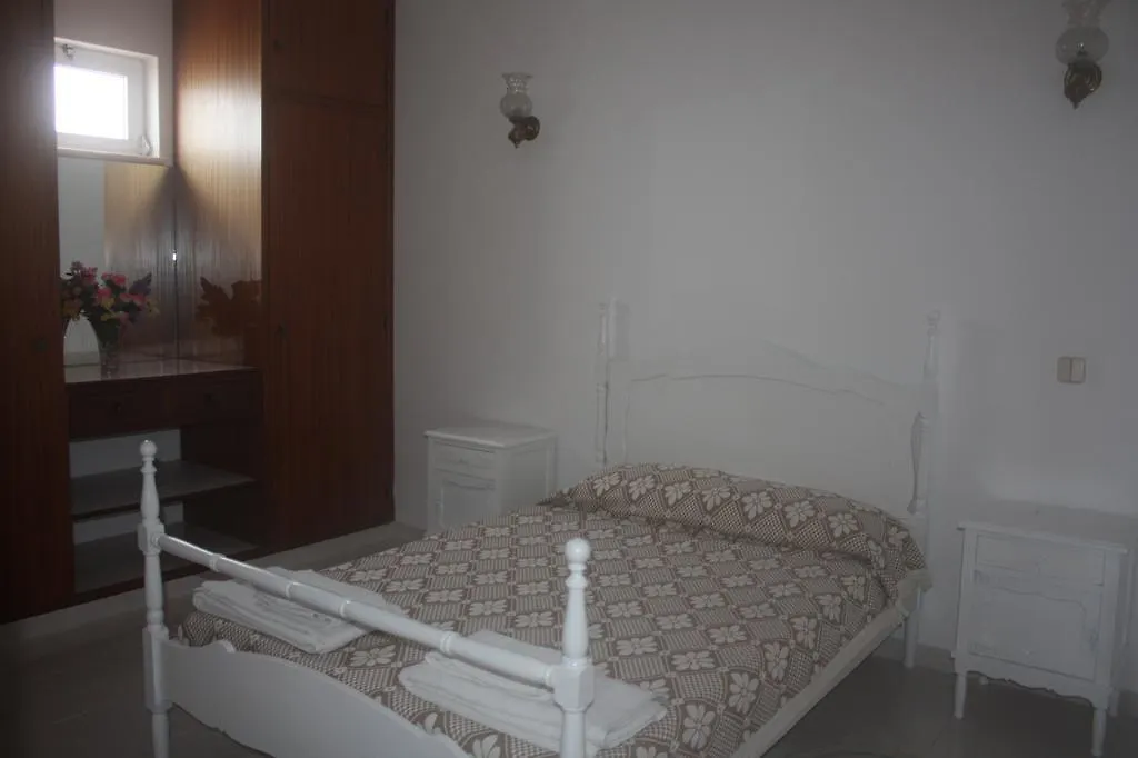 Family Guesthouse Almadena Portugal