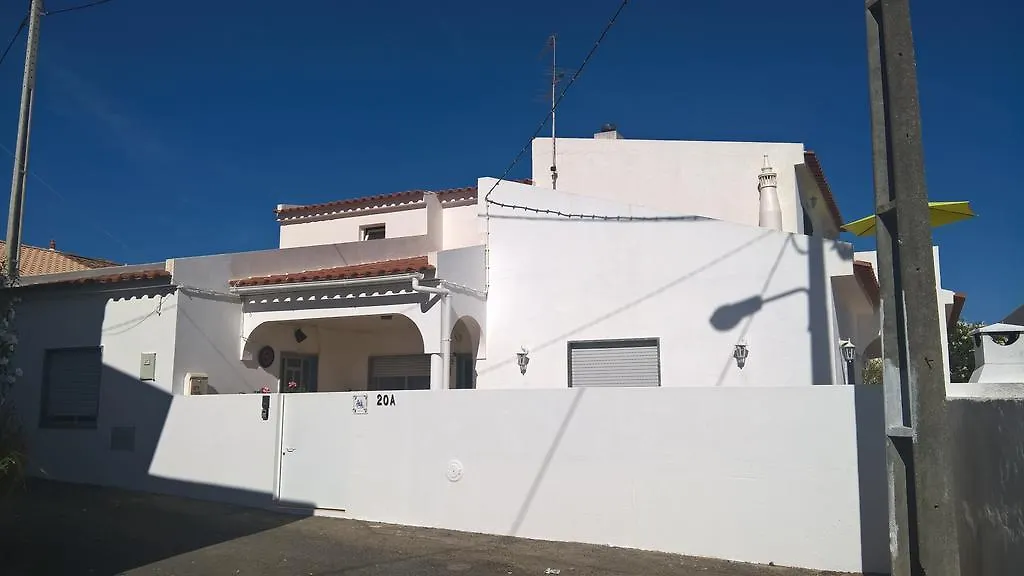 Family Guesthouse Almadena
